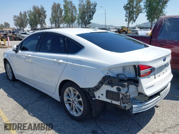 2019 Ford Fusion SE with VIN 3FA6P0HD3KR201350, listed as a IAAI auction lot 41988519 with 46,105 mi miles and . Bid and sale history available at carsss.com. Image 3.
