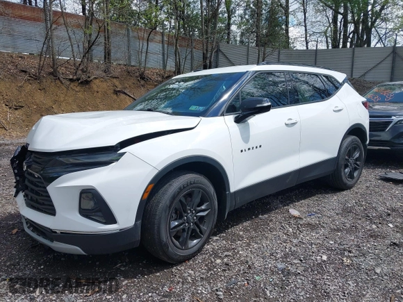 2021 Chevrolet Blazer LT с VIN 3GNKBHRS1MS569998, выставлен на аукционе IAAI как лот 42178844 с пробегом 55 969 миль миль и . История ставок и продаж доступна на DreamBid. Изображение 18.