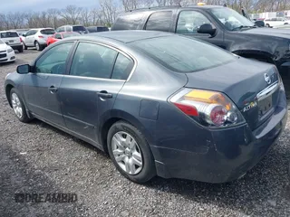 2011 Nissan Altima 2.5 S with VIN 1N4AL2AP5BC104509, listed as a IAAI auction lot 41958052 with 188,272 mi miles. Bid and sale history available at carsss.com. Image 3.
