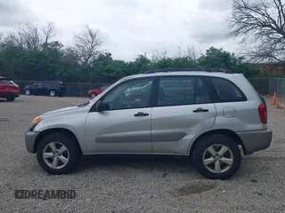 2005 Toyota RAV4 with VIN JTEGD20V750053467, listed as a IAAI auction lot 42127532 with 421,160 mi miles and . Bid and sale history available at DreamBid. Image 14.