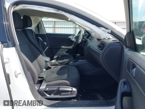 2015 Volkswagen Jetta Sedan 2.0L S with VIN 3VW2K7AJ3FM299795, listed as a IAAI auction lot 41898540 with 133,444 mi miles. Bid and sale history available at carsss.com. Image 5.