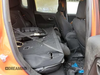 2015 Jeep Renegade Latitude z VIN ZACCJBBT3FPC21804, wystawiony jako Copart lot #44161075 z przebiegiem Nie podano mil oraz Szkoda całkowita • Salvage title. Historia ofert i sprzedaży dostępna na DreamBid. Obrazek 11.