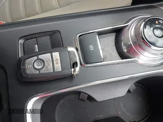2019 Ford Fusion SE with VIN 3FA6P0HD4KR248841, listed as a IAAI auction lot 41880543 with 87,803 mi miles. Bid and sale history available at carsss.com. Image 11.