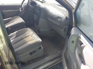 2001 Dodge Caravan Sport with VIN 2B8GP44G21R129935, listed as a IAAI auction lot 42009037 with Not Provided miles and . Bid and sale history available at carsss.com. Image 5.