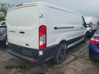 2025 Ford Transit with VIN 1FTBW1YMXSKA12944, listed as a IAAI auction lot 42844329 with 51 mi miles and . Bid and sale history available at DreamBid. Image 9.