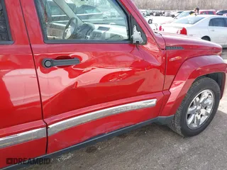 2009 Jeep Liberty Limited with VIN 1J8GN58K69W538451, listed as a IAAI auction lot 41826993 with 147,678 mi miles. Bid and sale history available at carsss.com. Image 6.