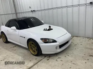 2005 Honda S2000 z VIN JHMAP21425S004994, wystawiony jako Copart lot #45226975 z przebiegiem 190 193 mil mil oraz Czysty tytuł • Clean title. Historia ofert i sprzedaży dostępna na DreamBid. Obrazek 1.