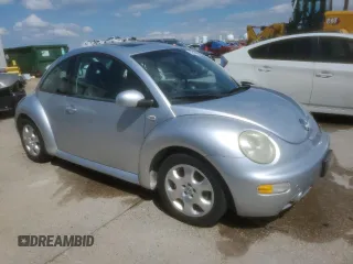 2002 Volkswagen Beetle GLS with VIN 3VWCB21C32M410168, listed as a Copart auction lot 55098545 with 166,410 mi miles and Salvage title. Bid and sale history available at DreamBid. Image 4.