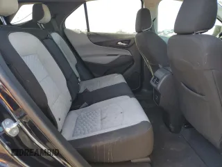 2021 Chevrolet Equinox LS z VIN 3GNAXHEV7MS105577, wystawiony jako Copart lot #53572885 z przebiegiem 50 928 mil mil oraz Szkoda całkowita • Salvage title. Historia ofert i sprzedaży dostępna na DreamBid. Obrazek 11.