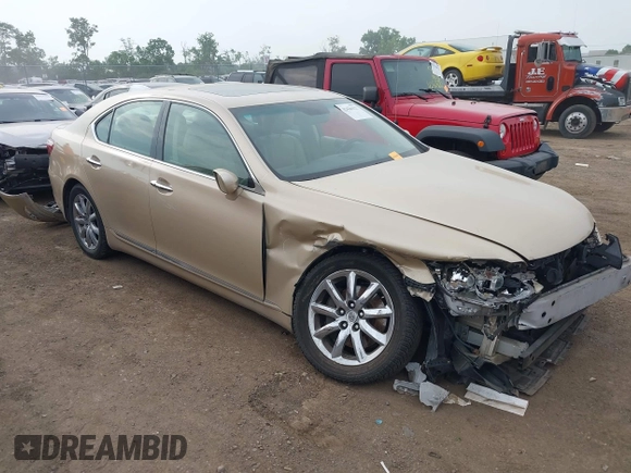 2007 Lexus LS 460 with VIN JTHBL46F775033849, listed as a IAAI auction lot 42426122 with 255,911 mi miles and . Bid and sale history available at DreamBid. Image 1.
