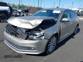 2015 Volkswagen Jetta SE с VIN 3VWD17AJ6FM403840, выставлен на аукционе IAAI как лот 42309745 с пробегом 118 588 миль миль и . История ставок и продаж доступна на DreamBid. Изображение 2.