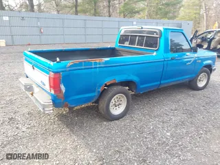 1990 Ford Ranger XLT with VIN 1FTCR10X1LUB39850, listed as a IAAI auction lot 41917633 with 71,872 mi miles. Bid and sale history available at carsss.com. Image 6.