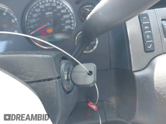 2007 Chevrolet Suburban LT with VIN 1GNFC16077R372737, listed as a IAAI auction lot 41917140 with 249,075 mi miles and . Bid and sale history available at DreamBid. Image 11.