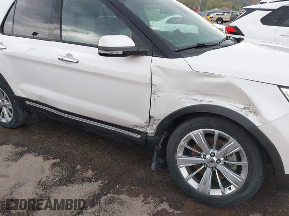2018 Ford Explorer Limited with VIN 1FM5K8F84JGC70994, listed as a IAAI auction lot 41979267 with 94,206 mi miles and . Bid and sale history available at carsss.com. Image 6.