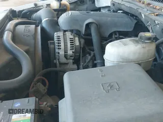 2006 Chevrolet Suburban LS z VIN 3GNGK26U46G208683, wystawiony jako IAAI lot #42730649 z przebiegiem 229 255 mil mil oraz . Historia ofert i sprzedaży dostępna na DreamBid. Obrazek 19.