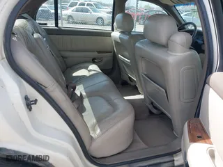 2002 Buick Park Avenue with VIN 1G4CW54K324235858, listed as a IAAI auction lot 42019990 with 263,604 mi miles. Bid and sale history available at carsss.com. Image 8.