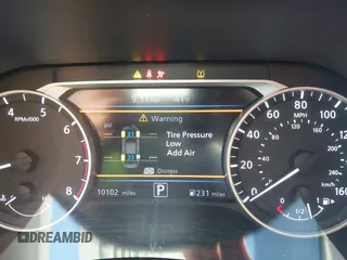 2024 Nissan Sentra SV with VIN 3N1AB8CV1RY331096, listed as a IAAI auction lot 41339703 with 10,102 mi miles and . Bid and sale history available at DreamBid. Image 7.