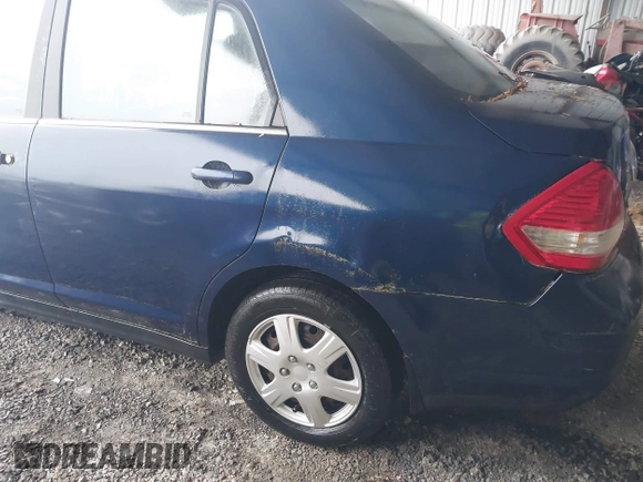 2008 Nissan Versa 1.8 S with VIN 3N1BC11E78L366832, listed as a IAAI auction lot 42026373 with 207,025 mi miles. Bid and sale history available at carsss.com. Image 6.