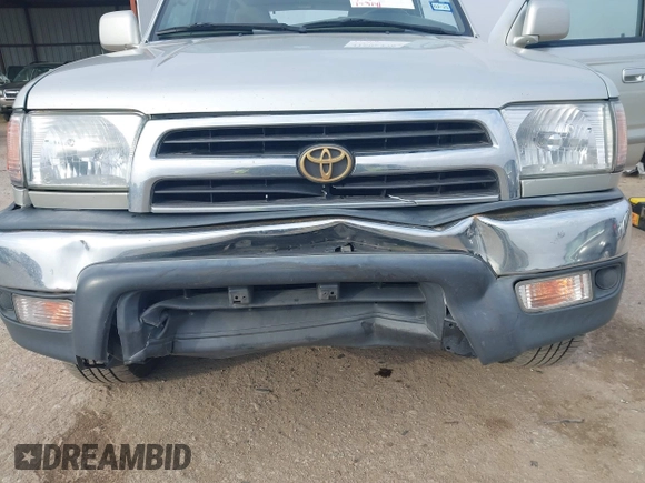 1999 Toyota 4Runner SR5 z VIN JT3GN86R1X0123115, wystawiony jako IAAI lot #41505478 z przebiegiem 173 141 mil mil oraz . Historia ofert i sprzedaży dostępna na DreamBid. Obrazek 12.