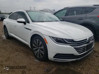 2019 Volkswagen Arteon z VIN WVWDR7AN3KE026821, wystawiony jako Copart lot #72192103 z przebiegiem 45 229 mil mil oraz . Historia ofert i sprzedaży dostępna na DreamBid. Obrazek 4.