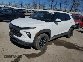 2024 Chevrolet TrailBlazer ACTIV with VIN KL79MSSL4RB083705, listed as a Copart auction lot 47822675 with 32,682 mi miles and Salvage Title. Bid and sale history available at DreamBid. Image 1.