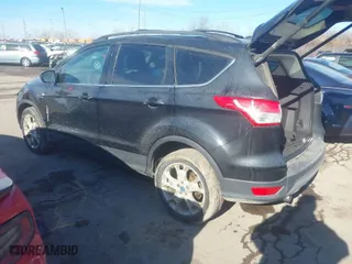 2013 Ford Escape SE with VIN 1FMCU9G94DUB62847, listed as a IAAI auction lot 41451560 with 139,825 mi miles. Bid and sale history available at carsss.com. Image 3.