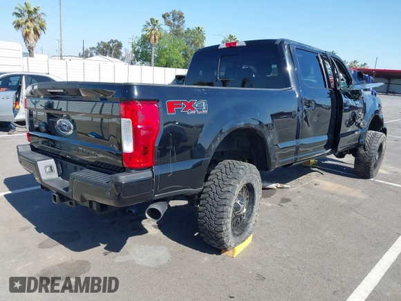 2019 Ford F-250 XL with VIN 1FT7W2BT0KEG76115, listed as a IAAI auction lot 42214312 with 29,843 mi miles and . Bid and sale history available at DreamBid. Image 4.