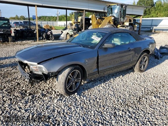 2010 Ford Mustang V6 с VIN 1ZVBP8EN0A5127744, выставлен на аукционе Copart как лот 73587404 с пробегом 113 981 миль миль и Чистый • Clean title. История ставок и продаж доступна на DreamBid. Изображение 1.