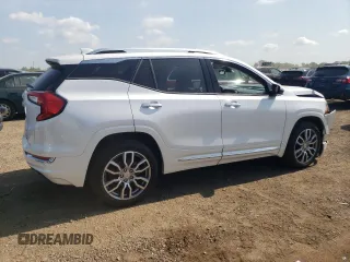 2024 GMC Terrain Denali with VIN 3GKALXEG7RL112700, listed as a Copart auction lot 61458575 with 20,867 mi miles and Salvage title. Bid and sale history available at DreamBid. Image 3.