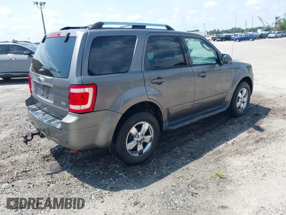 2010 Ford Escape Limited z VIN 1FMCU9EG5AKC61203, wystawiony jako IAAI lot #42334919 z przebiegiem 184 243 mil mil oraz . Historia ofert i sprzedaży dostępna na DreamBid. Obrazek 4.