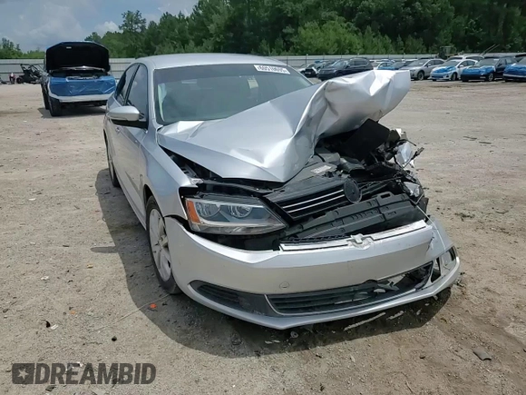 2013 Volkswagen Jetta SE z VIN 3VWDX7AJ6DM452161, wystawiony jako Copart lot #60510695 z przebiegiem Nie podano mil oraz Szkoda całkowita • Salvage title. Historia ofert i sprzedaży dostępna na DreamBid. Obrazek 13.