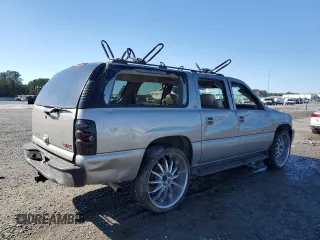2002 GMC Yukon XL SLT with VIN 3GKFK16Z32G358714, listed as a Copart auction lot 42900305 with 0 mi miles and Salvage Title. Bid and sale history available at carsss.com. Image 3.