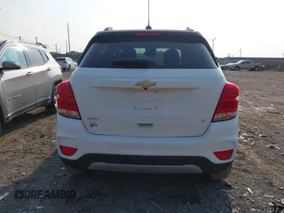2020 Chevrolet Trax LT with VIN KL7CJLSBXLB073148, listed as a IAAI auction lot 40321540 with 53,972 mi miles and . Bid and sale history available at DreamBid. Image 17.