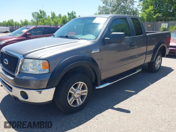 2007 Ford F-150 XLT z VIN 1FTPX14V27FB74536, wystawiony jako IAAI lot #42470263 z przebiegiem 73 536 mil mil oraz . Historia ofert i sprzedaży dostępna na DreamBid. Obrazek 2.