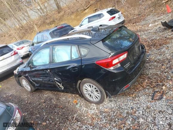 2017 Subaru Impreza Premium with VIN 4S3GTAB69H3704625, listed as a IAAI auction lot 41864611 with 71,352 mi miles. Bid and sale history available at carsss.com. Image 15.