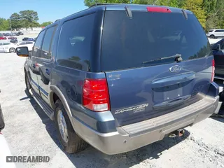 2004 Ford Expedition Eddie Bauer with VIN 1FMFU18L54LB18869, listed as a IAAI auction lot 41862385 with 258,709 mi miles. Bid and sale history available at carsss.com. Image 3.