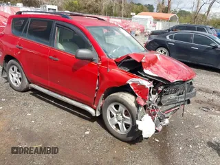 2007 Toyota RAV4 with VIN JTMZD33VX75072311, listed as a IAAI auction lot 41733832 with 109,302 mi miles. Bid and sale history available at carsss.com. Image 1.