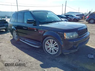 2011 Land Rover Range Rover Sport SC with VIN SALSH2E49BA261075, listed as a IAAI auction lot 42090166 with 147,346 mi miles. Bid and sale history available at carsss.com. Image 1.