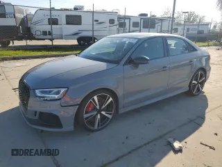 2019 Audi RS 3 z VIN WUABWGFF5KA906737, wystawiony jako Copart lot #41534155 z przebiegiem 22 784 mil mil oraz Szkody całkowita. Historia ofert i sprzedaży dostępna na DreamBid. Obrazek 1.