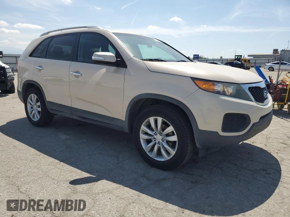 2011 Kia Sorento LX with VIN 5XYKT4A22BG074279, listed as a Copart auction lot 51835035 with 153,581 mi miles and Clean Title. Bid and sale history available at DreamBid. Image 4.