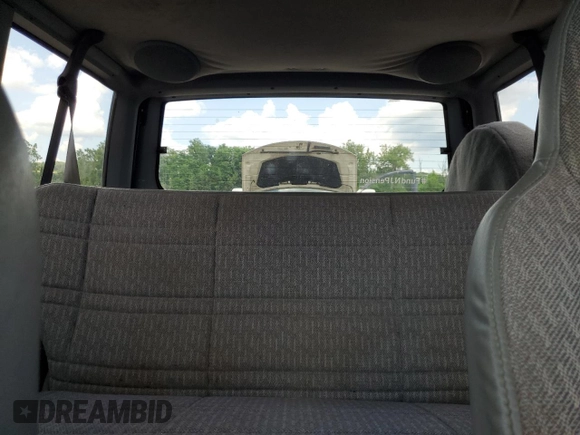 1998 Jeep Cherokee Sport with VIN 1J4FJ68S6WL215447, listed as a Copart auction lot 65186505 with 177,682 mi miles and Clean title. Bid and sale history available at DreamBid. Image 10.