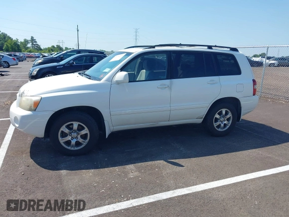 2006 Toyota Highlander with VIN JTEGD21A860141215, listed as a IAAI auction lot 42571223 with Not provided miles and . Bid and sale history available at DreamBid. Image 3.