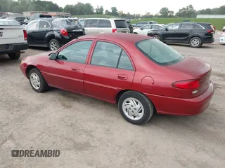 1998 Ford Escort SE z VIN 1FAFP13P4WW255394, wystawiony jako IAAI lot #42148886 z przebiegiem 98 071 mil mil oraz . Historia ofert i sprzedaży dostępna na DreamBid. Obrazek 3.