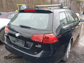 2017 Volkswagen Golf SportWagen S with VIN 3VW017AU3HM532260, listed as a IAAI auction lot 41822642 with 96,132 mi miles. Bid and sale history available at carsss.com. Image 4.