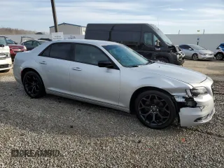 2019 Chrysler 300 Touring with VIN 2C3CCAAG2KH654488, listed as a Copart auction lot 49056915 with 72,227 mi miles and Salvage Title. Bid and sale history available at carsss.com. Image 4.