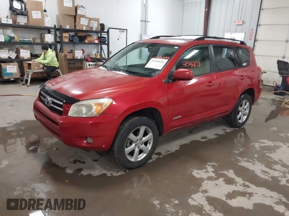 2007 Toyota RAV4 Limited with VIN JTMZD31V076049746, listed as a IAAI auction lot 41546898 with 157,178 mi miles. Bid and sale history available at carsss.com. Image 2.