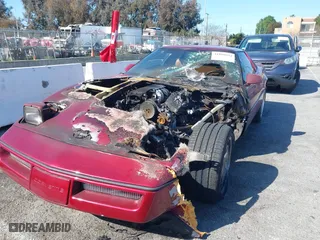 1989 Chevrolet Corvette with VIN 1G1YY2180K5102974, listed as a IAAI auction lot 41808694 with 1 mi miles. Bid and sale history available at carsss.com. Image 17.