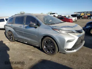 2024 Toyota Sienna XSE with VIN 5TDDRKEC3RS216263, listed as a Copart auction lot 77866434 with 0 mi miles and Salvage Title. Bid and sale history available at carsss.com. Image 4.