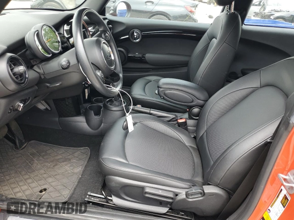 2021 MINI Hardtop Cooper with VIN WMWXR3C03M2N94446, listed as a Copart auction lot 56406585 with 25,240 mi miles and Salvage title. Bid and sale history available at DreamBid. Image 7.