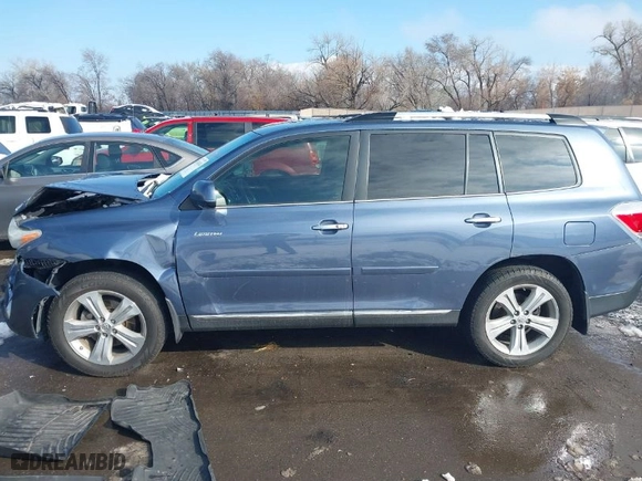 2013 Toyota Highlander Limited with VIN 5TDDK3EH3DS233014, listed as a IAAI auction lot 41634534 with 1 mi miles. Bid and sale history available at carsss.com. Image 13.
